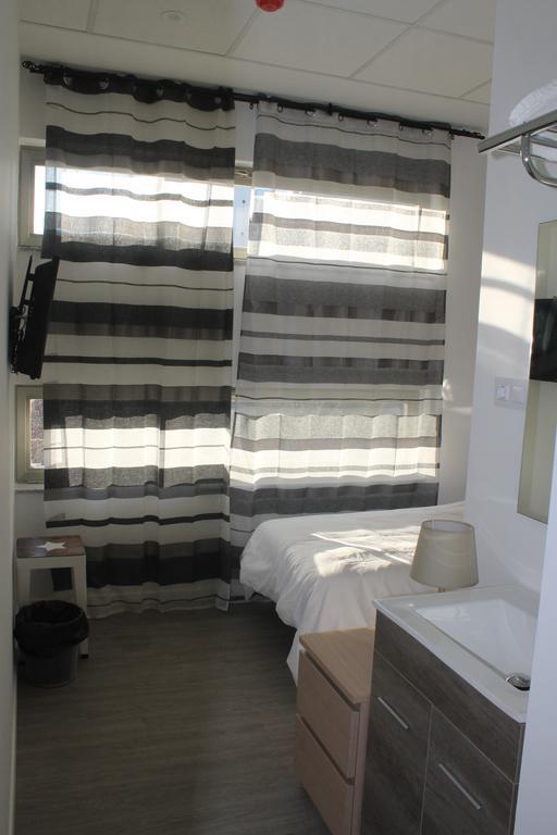 Golden 21 Hotel มาดริด ภายนอก รูปภาพ